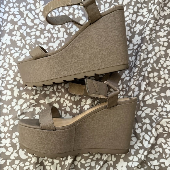 Guess Taupe Wedge Sandals - Picture 1 of 5